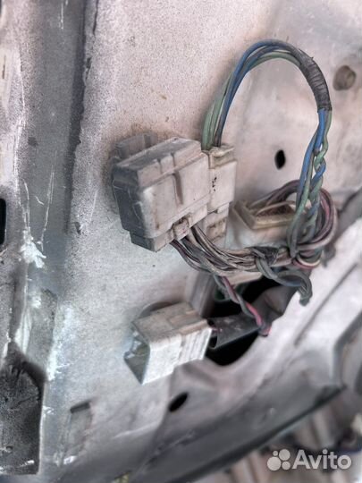 Дверь на toyota camry gracia