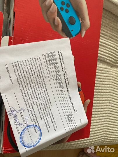 Nintendo Switch RED blue (referbished)