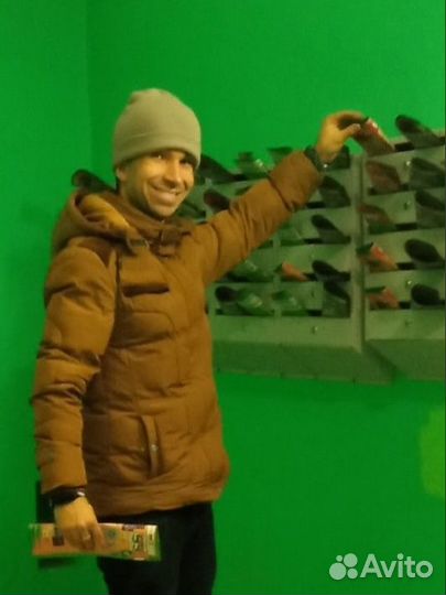 Промоутеры, разнос, раздача и расклейка листовок