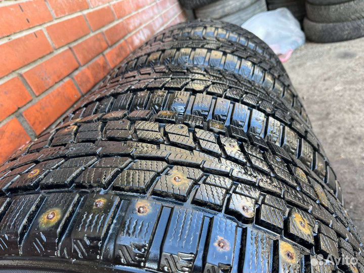 Dunlop SP Winter Ice 01 225/50 R17