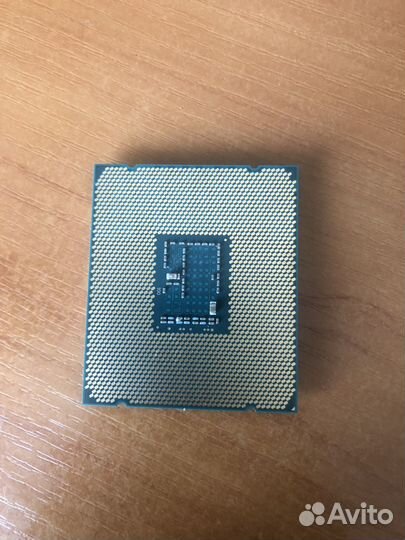 Процессор Intel Xeon E5-2660v3