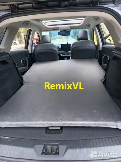 Универсальный автомобильный коврик самонадувной