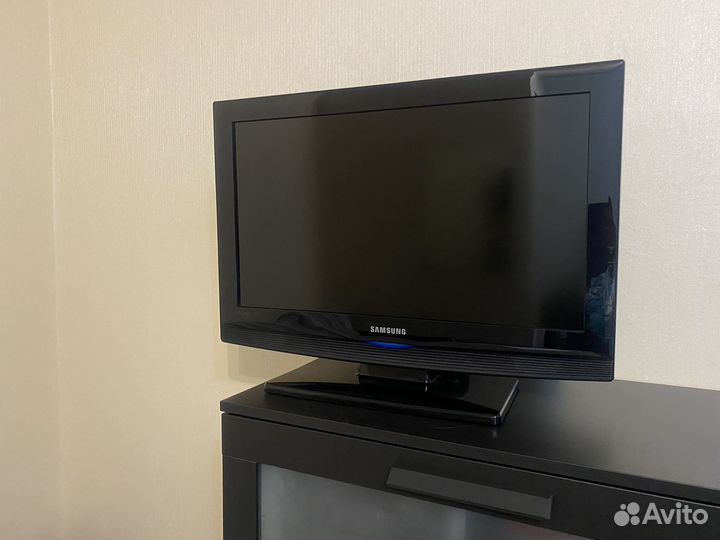 Телевизор samsung
