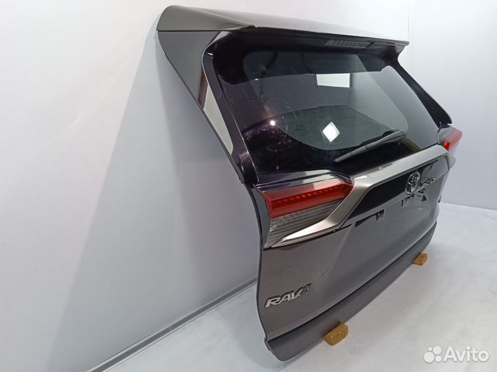 Дверь багажника в сборе Целая Rav 4 2019-2025