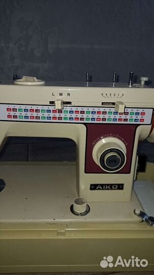 Швейная машина aiko