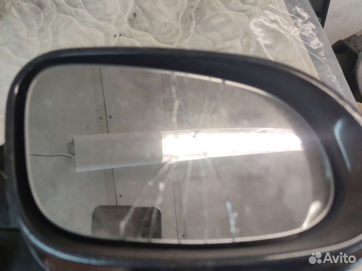 Зеркало правое Мерседес clk209
