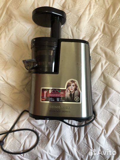 Соковыжималка шнековая redmond RJ-M920S