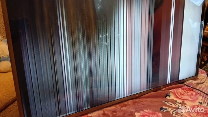 Продам неисправный телевизор