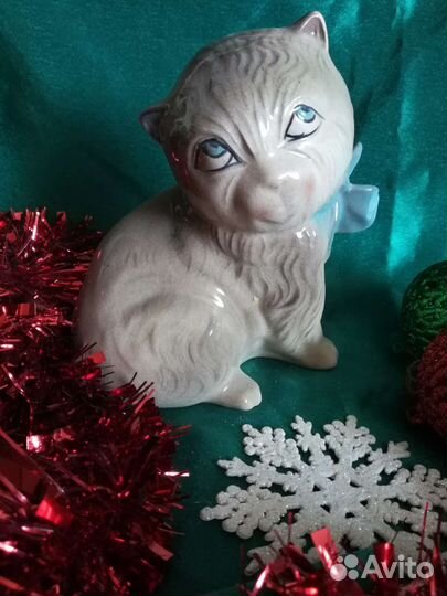 Фаянсовая статуэтка, Европа