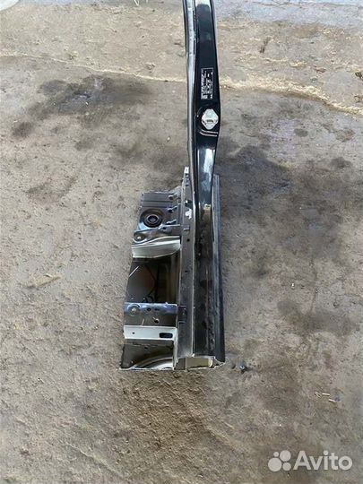 Стойка кузова (13) левая Toyota Aqua NHP10 1NZ-FXE