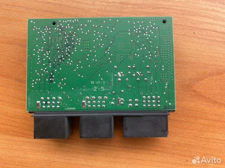 Блок управления фаркопом Volkswagen Passat B7