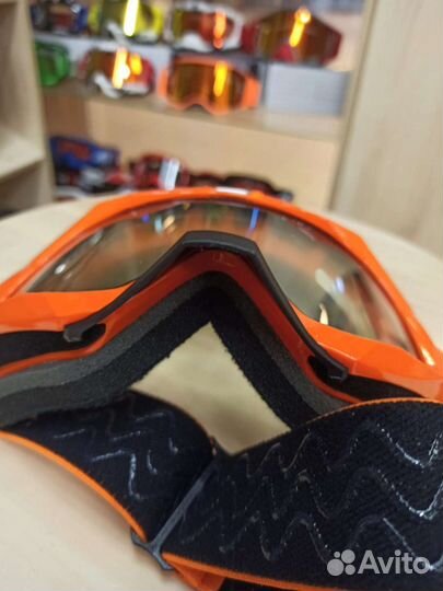 Очки с двухслойным визором незапотевающие