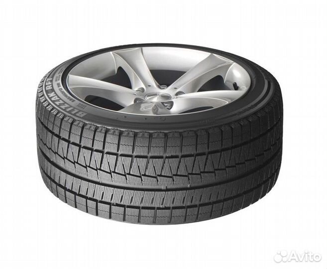 Bridgestone Blizzak RFT 275/40 R20