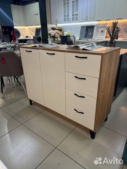 Комод большой белый
