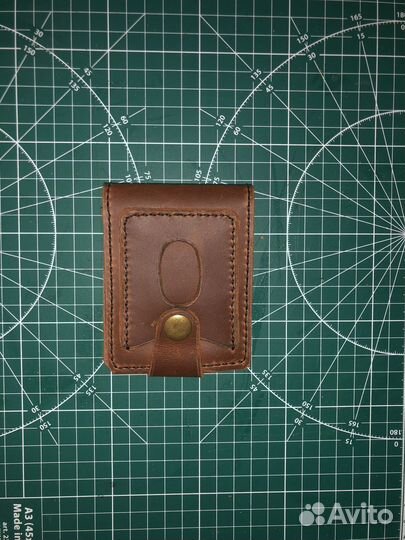 Обложка на удостоверение из кожи