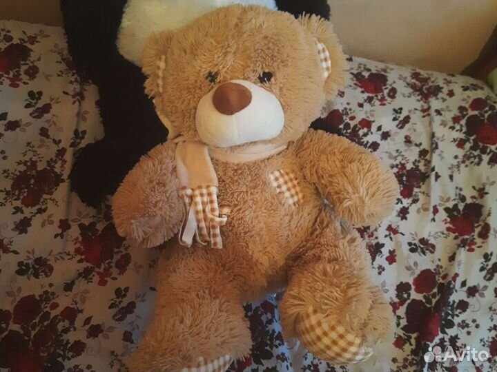 Плюшевый медведь