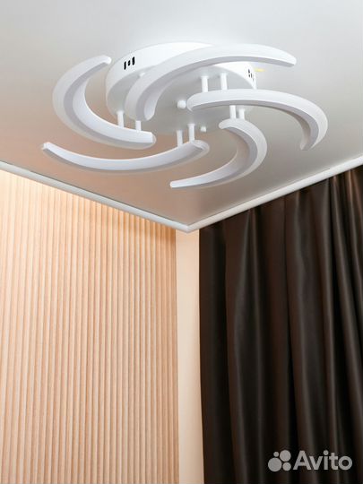 Люстра потолочная светодиодная 5 ламп