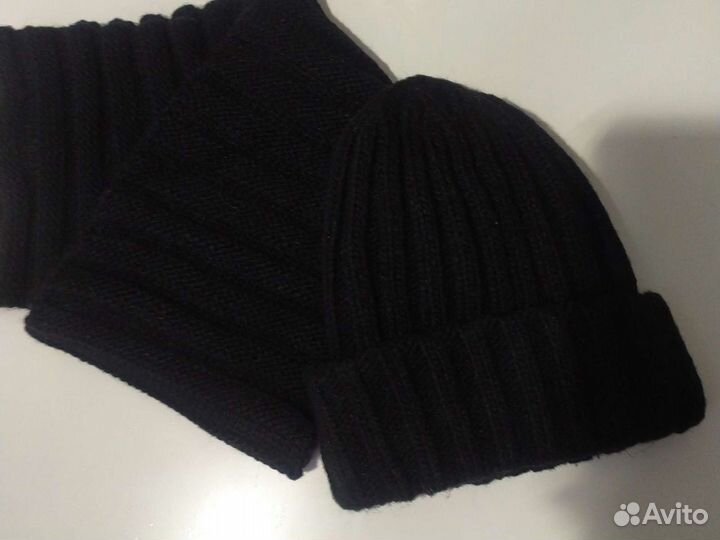 Женская шапка и снуд