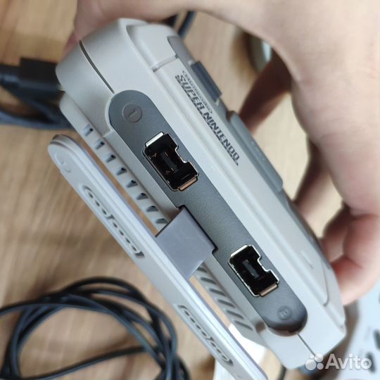 Приставка Super Nintendo (Classic Mini) + 2 геймпа