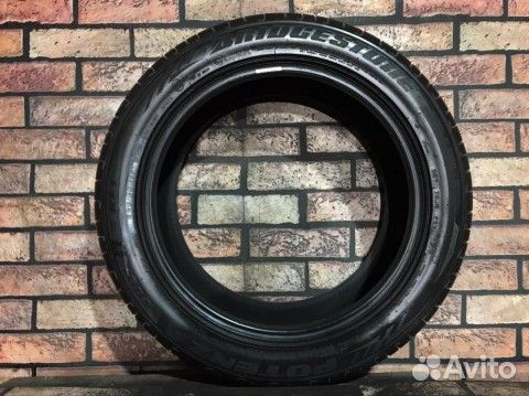 Bridgestone Potenza S001 225/50 R17