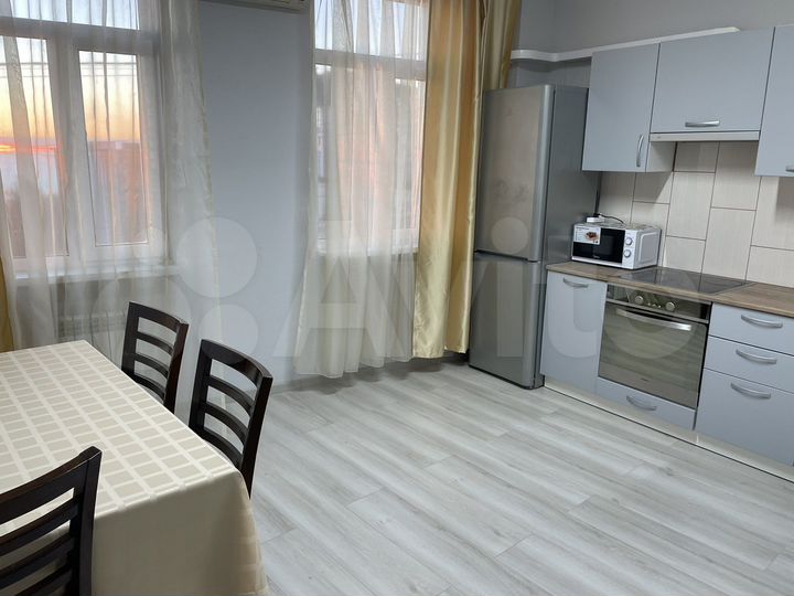 2-к. апартаменты, 100 м², 2/2 эт.