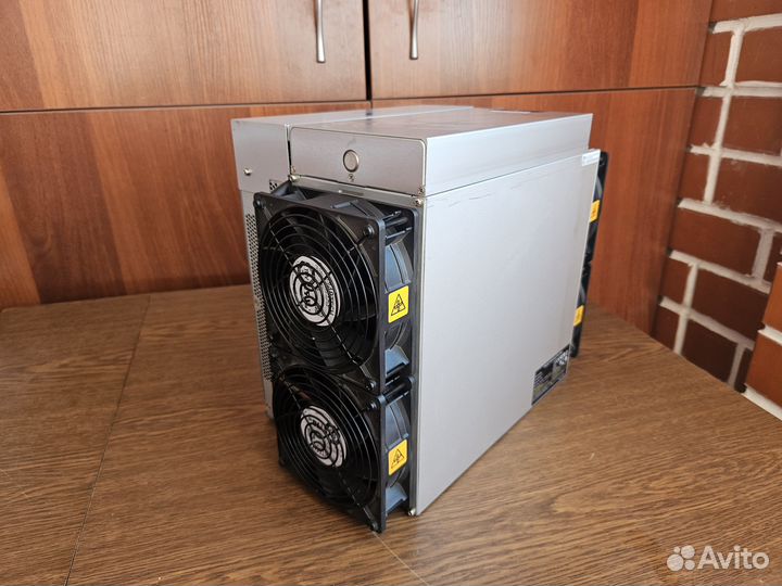 Asic майнер Bitmain Antminer L7 9050 MH/s