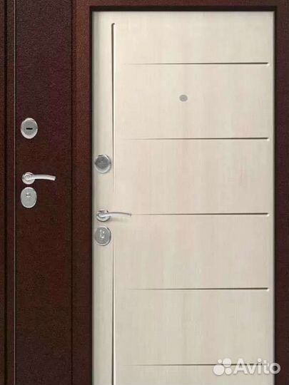 Дверь входная металлическая