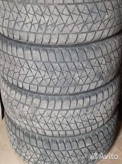 Bridgestone Blizzak LT 225/55 R18 98T