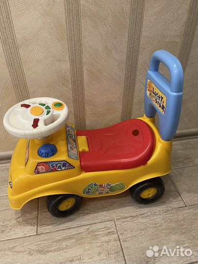 Машинка-каталка толокар