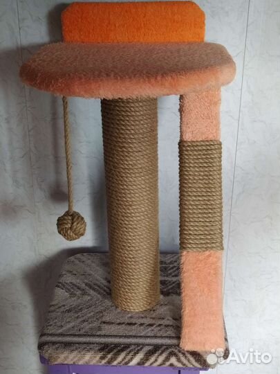 Домик для кошки с когтеточкой