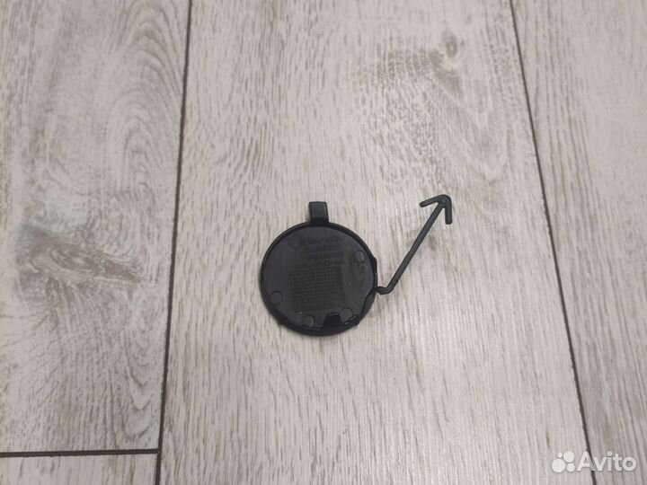 Заглушка переднего бампера под крюк skoda rapid