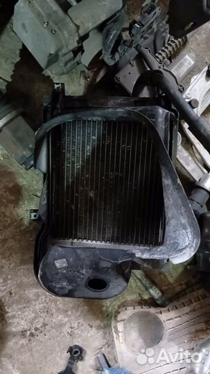 Радиатор доп.охлаждения двс N63 бмв Х5 Е70,Х6 Е71