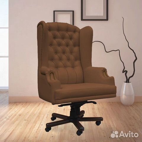 Офисное кресло