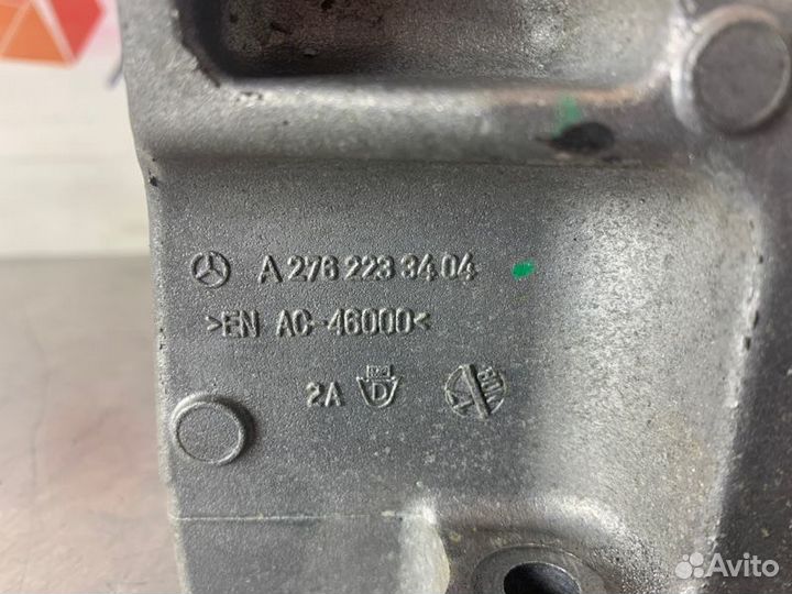 Кронштейн двигателя правый Mercedes C-Class W205