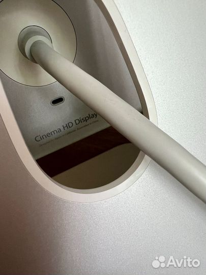 Apple Cinema HD Display 23'' A1082/2008 (матовый)