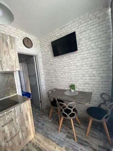 1-к. квартира, 38 м², 2/4 эт.