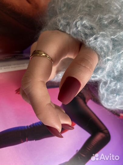 Маникюр педикюр