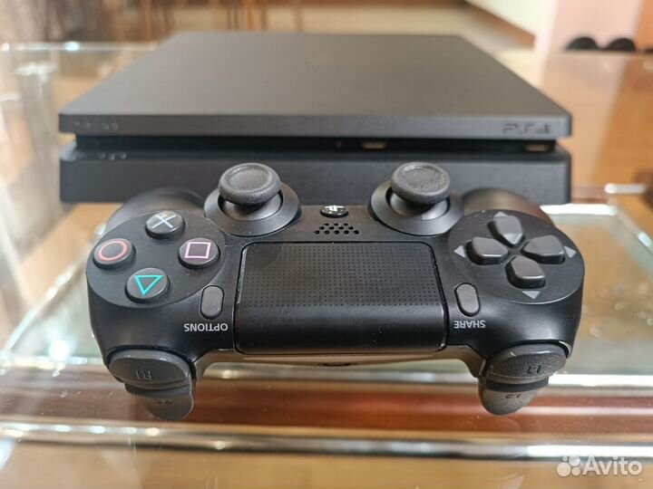 Sony PS4 slim