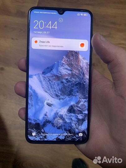 Телефон Xiaomi mi9