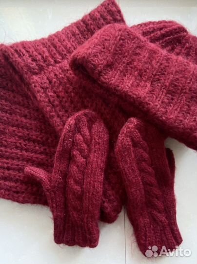 Комплект шапка, снуд и варежки