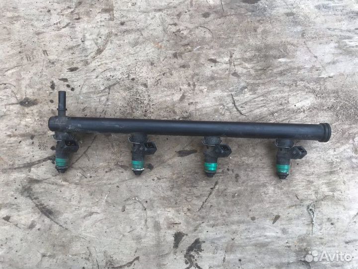 Топливная форсунка Renault Logan/Nissan Almera G15