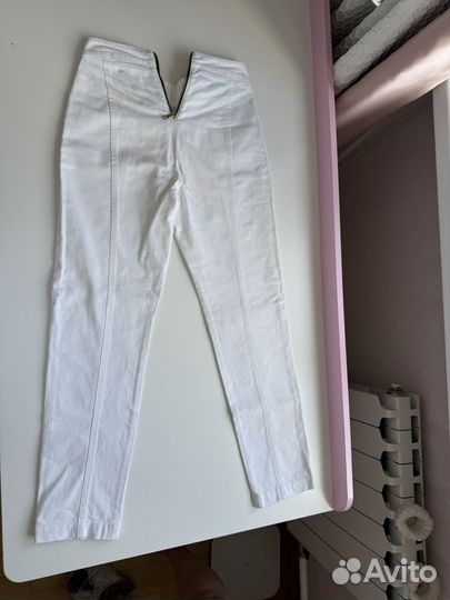 Брюки капри