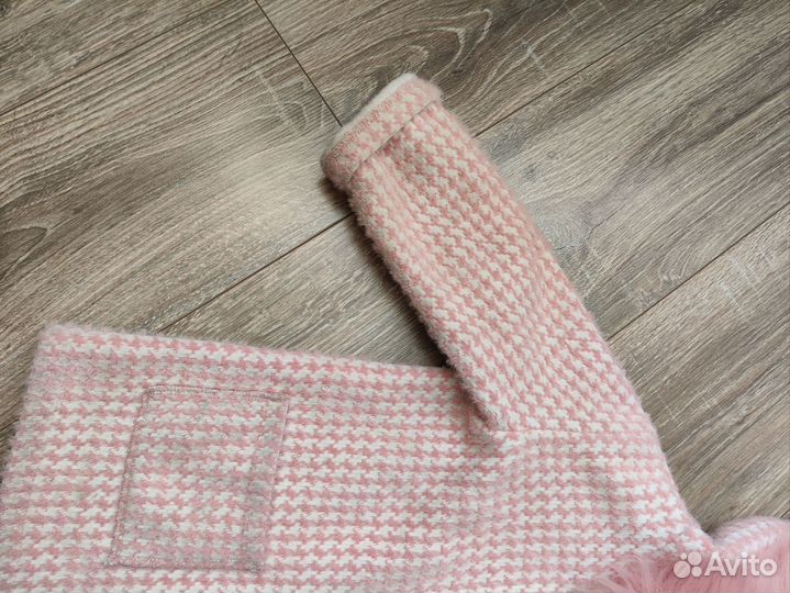 Пальто на девочку 104-110