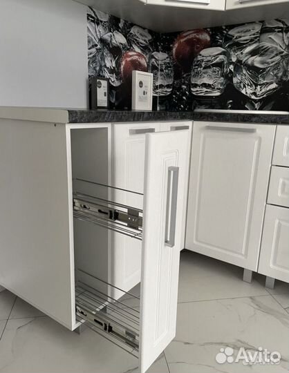 Кухонный гарнитур угловой мдф 1,40х2,20