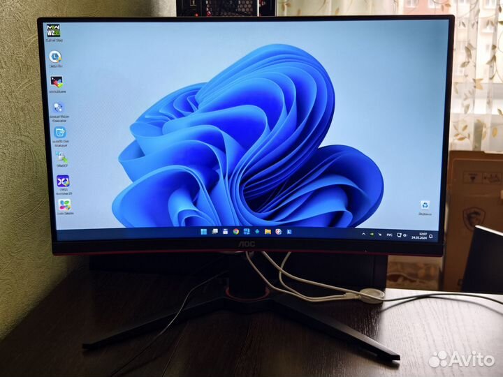 Монитор AOC C24G1