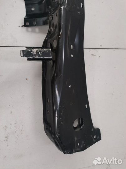 Рамка радиатора передняя Mitsubishi Lancer