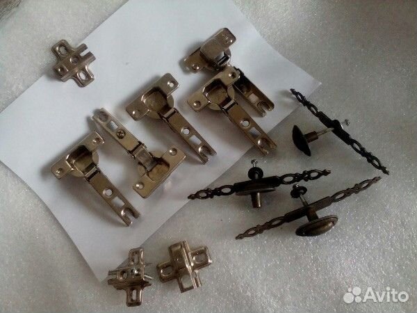 Металлические петли разные Ключи