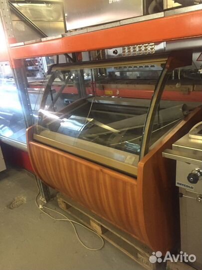 Морозильная витрина для мороженого