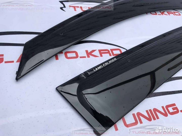 Ветровики Toyota Land Cruiser 200 R5111