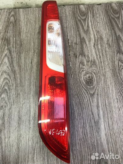 Фонарь задний левый Ford Focus 2 хетчбэк 5-ти дв